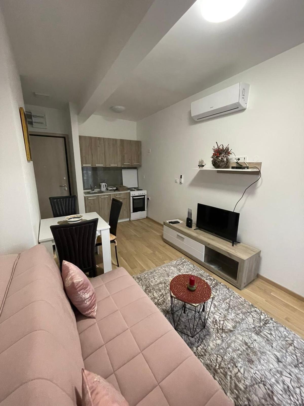 Ivona 1 Lägenhet Rafajlovići Exteriör bild